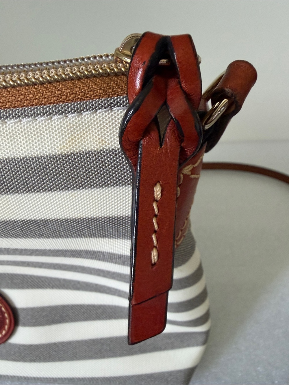 DOONEY & BOURKE Sullivan Striped Canvas Leather Crossbody Bag Purse Gray - Picture 7 of 15